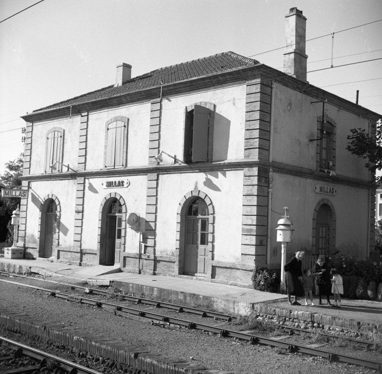 La Gare De Millas Chambres D'Hotes Екстериор снимка